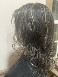 ハイライトで白髪ぼかし