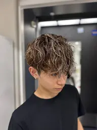 《お得なクーポン🔆》🌈カット➕パーマ➕カラー🌈