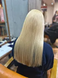 【💍ケアブリーチ💍】全頭ブリーチ➕全頭カラー➕3stepトリートメント