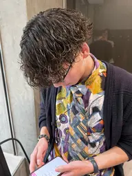 【Men’s限定😎】デザインカット+相談パーマ+保湿トリートメント