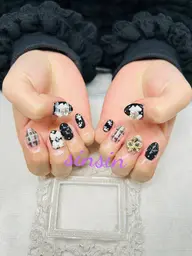 自爪持ちデザインパーツ無料