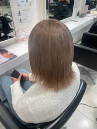 1ブリーチ＋カラートリートメント＋カット