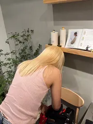 【💫抜きっぱなしブリーチ💫】リタッチのみブリーチ💖+選べるトリートメント🫧