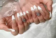 【オフ・ケア込み】🌼フレンチ🌼(オフなしの場合はコメントお願い致します)