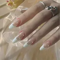 フレンチネイル