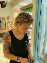 【メンズにオススメ】似合わせカット＋眉毛カット¥5500