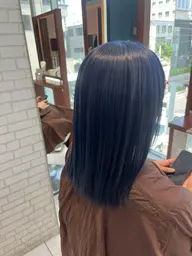 ダブルカラー👩‍🦳🩵🩷(ブリーチ、カラー、トリートメント)