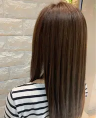 ナチュラルバレイヤージュ+うる艶リンクトリートメント🐬