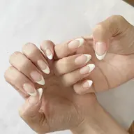 オフなし　フレンチネイル