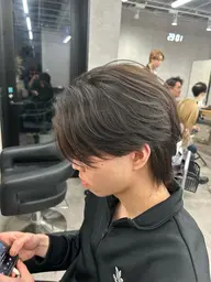 🔥ミニモ学割‼️🔥🌈センターパート🌈🇰🇷韓国好き必見🇰🇷カットだけでも綺麗な毛流れつくれます！！🌟