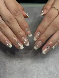 【オフあり】ハンド♡やり放題持ち込みOK🪻🪽浦和✩パラジェル変更可能🫧