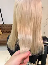 🫧【人気急上昇中】🫧ブリーチ改善縮毛矯正(カットさせて頂く場合がございます)