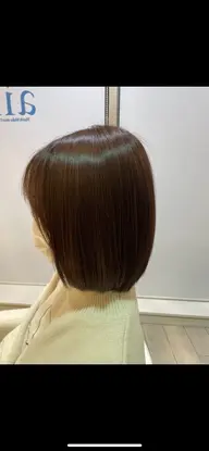 ダメージを最小限に抑えるプレミアムケアカラー✨