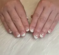 【長さだし】オフありフレンチ🫧甘皮ケア込み※クリアベース