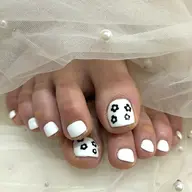 オフなし🫧フット親指アート💎甘皮ケア込！
