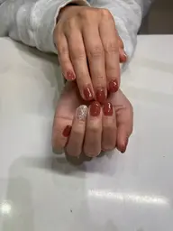 ハンドネイル(ワンカラー左右1本ラメ)