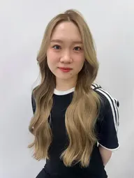 カット⭐️＋髪質改善艶カラー🍒＋オリジナルトリートメント🫧