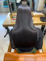 💗【人気No.4メニュー】💗うる艶カラー＋最上級Aujuaトリートメント