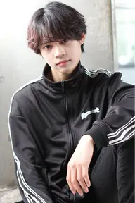 ミニモ学割【2回目以降の学生のお客様✨】メンズ似合わせカット➕カラー➕パーマ➕生ケラチン➕毛髪補修トリートメント