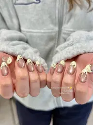 【オフあり】フレンチネイル