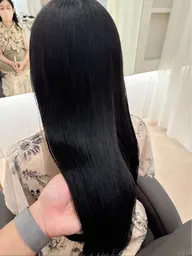 【4stepトリートメント🫧】艶カラー+補修トリートメント+長さ料金口コミキャンペーン中💌 『土日祝+1100』