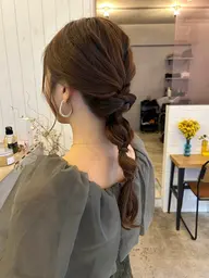 夜限定！ナチュラルアレンジ又はコテ巻きモデル☺️