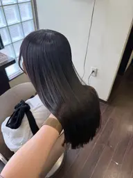 【平日限定📣】中高生限定🎀カット+ストレート