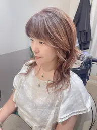 今美容業界で話題の水素カラー🩵水素を混ぜて白髪予防や抗酸化効果も✨圧倒的な手触りと艶で周りと差をつけましょう