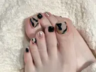 🐾フットネイル．持ち込みデザイン・つけ放題(デザイン何本でもok)「初回ジェルオフ無料ケア込み」