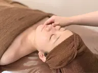 【即効小顔♪肩首リンパ付き】小顔コルギ50分