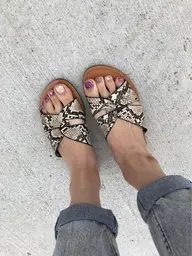 フットジェルネイル（ケア込み）