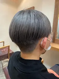 💇🏻‍♂️メンズカット✂︎＋ブリーチ＋オンカラー💇🏻‍♂️