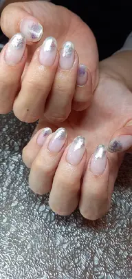 オフ込 ラメ、シェル込込 ニュアンスネイル