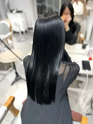 [ ダメージレスで柔らかなツヤ髪に🫧 ]       縮毛矯正  +   ✨ うるつや ✨️ リペアトリートメント