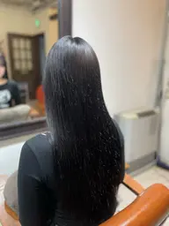 肩上→ロング52cmシールエクステ100枚(おへそ上の長さ)カット+(地毛の毛量調節、エクステカット)1枚270円