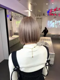 ハイトーン🔥黒染め除去🔥トリプルカラー(ブリーチ2回)＋艶トリートメント、カット追加◎(メッセージでお伝えください)