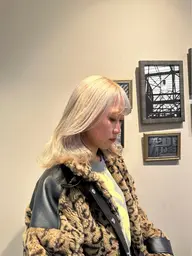 [1日でハイトーンにしたい方はこちらのメニュー]⛄️ブリーチ2回＋カラー