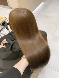 【ミニモ学割】ブリーチなしで明るくしたい方🩵ブリーチなしダブルケアカラー＋高保湿トリートメント＋コテ巻き🩵