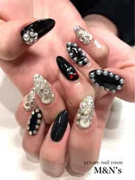 [HAND・FOOTお持ち込み定額]派手／ギャルネイル