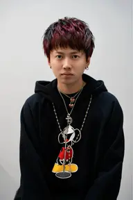 メンズデザインカラー （ケアブリーチ＋カラー）