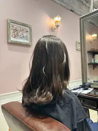 🕊️リピーターの方限定🕊️《カラーリタッチ》