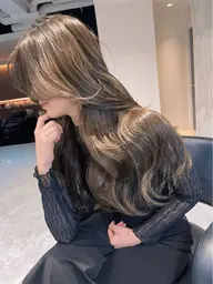 [🇨🇳ワンホンレイヤーカット🇨🇳]➕透明感ダブルカラー✨(ブリーチ無し)➕ダメージケアトリートメント👑