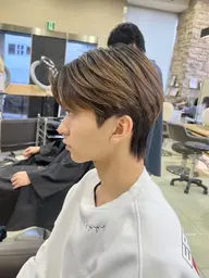🇰🇷韓国スタイル🇰🇷cut+ダウンパーマ✂️✨️🉐