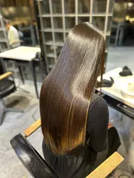 【柔らかい縮毛矯正】✨カット➕艶髪縮毛矯正➕自社開発3stepラクリストリートメント✨