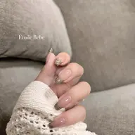 フレンチネイル(ベースカラーあり)🌻✨