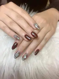 【チップ長さ出し｜ナチュラル】アート4本＋パーツ（数少なめ） ¥7,980