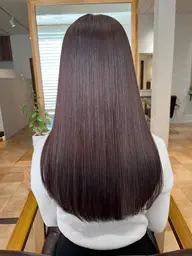 ☀️4月限定☀️🫧髪質改善トリートメント🫧に前髪カットがサービス‼️ コテ巻きなどのお仕上げスタイリング付き❣️