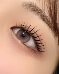 オフあり/元祖束感まつげ韓国式🇰🇷トリートメントのみで上げる最先端まつ毛パーマ🦋ブラックティントトリートメント付