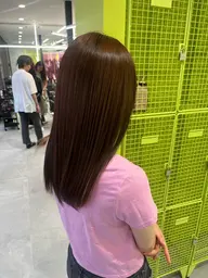 ブリーチ毛でも施術可能！✨️シルクストレート＋髪質改善トリートメント（ホームケア付）