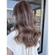 骨格矯正カット・部分ブリーチ・部分カラー✨【メンズ・レディースok👌】白髪ぼかし、表面ハイライト、インナーカラー